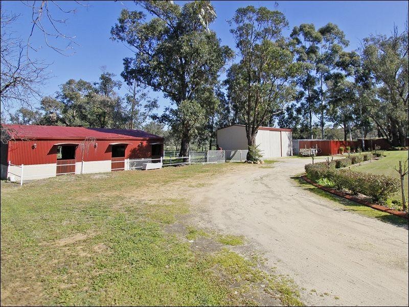 49 Mandogalup Road, Mandogalup WA 6167