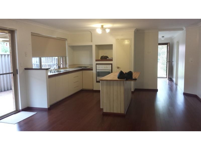 7 Citrus Loop, South Lake WA 6164