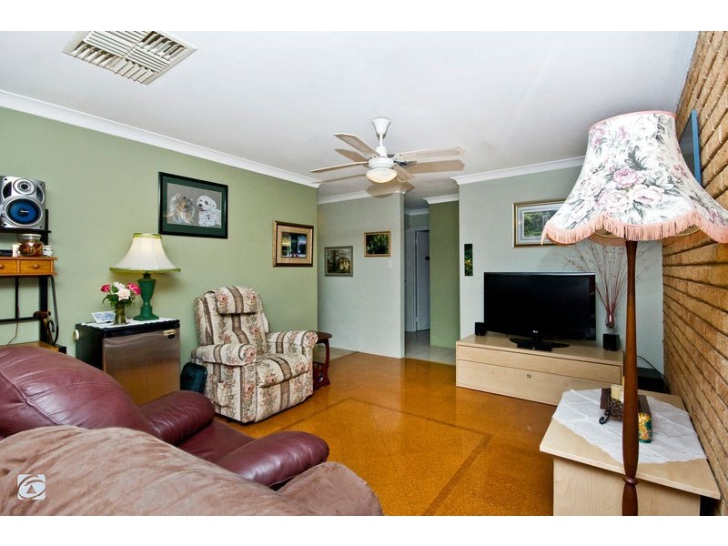 27 Moondarra Circle, South Lake WA 6164