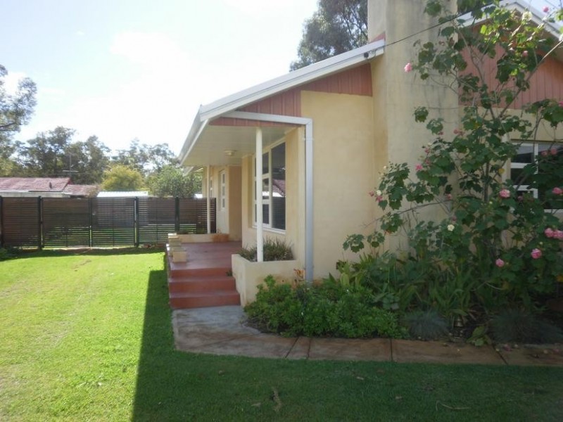 14 Varna Place, Coolbellup WA 6163