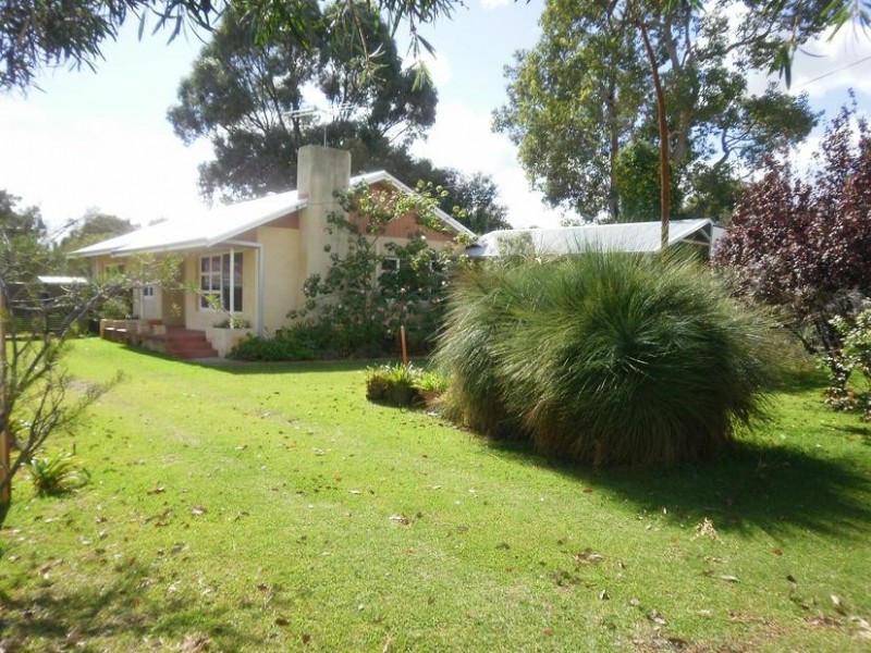 14 Varna Place, Coolbellup WA 6163
