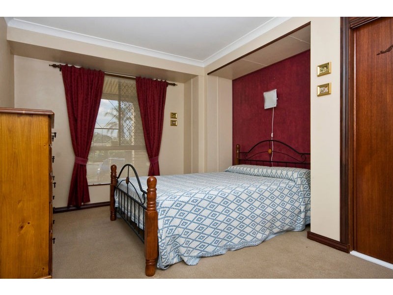 65 Sandpiper Loop, Yangebup WA 6164