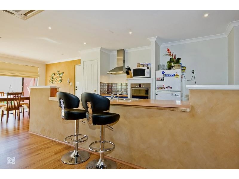 27 Beaumont Parkway, Success WA 6164