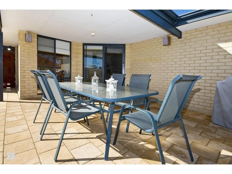 27 Beaumont Parkway, Success WA 6164