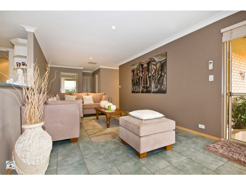 54 Elderberry Drive, South Lake WA 6164