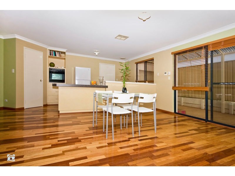 6 Boogalla Court, South Lake WA 6164