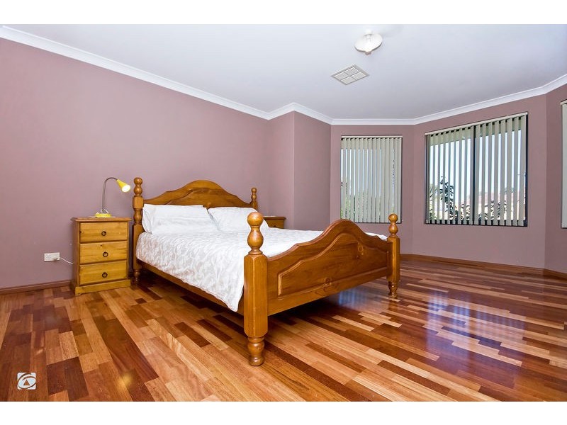 6 Boogalla Court, South Lake WA 6164