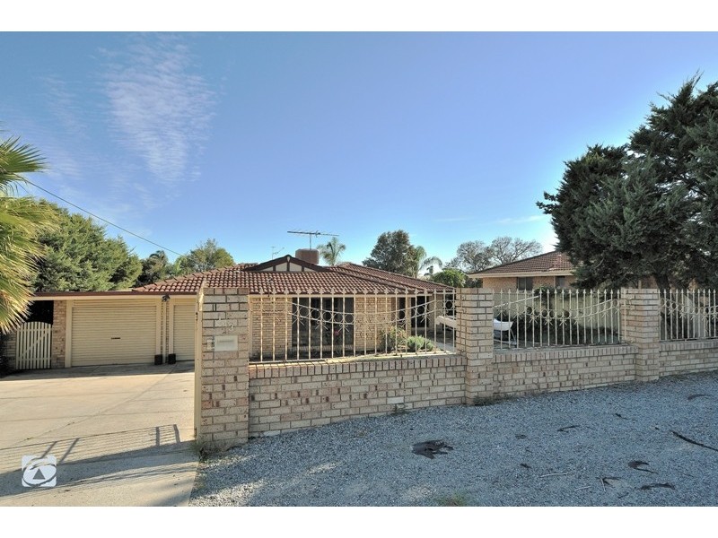 143 Yangebup Road, Yangebup WA 6164