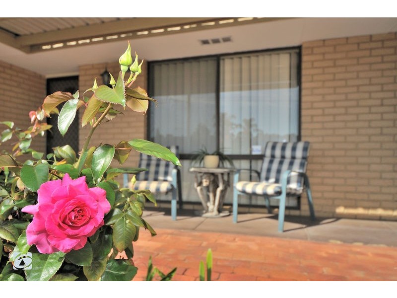 94 Elderberry Drive, South Lake WA 6164