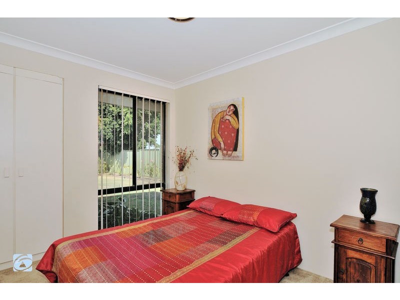 94 Elderberry Drive, South Lake WA 6164