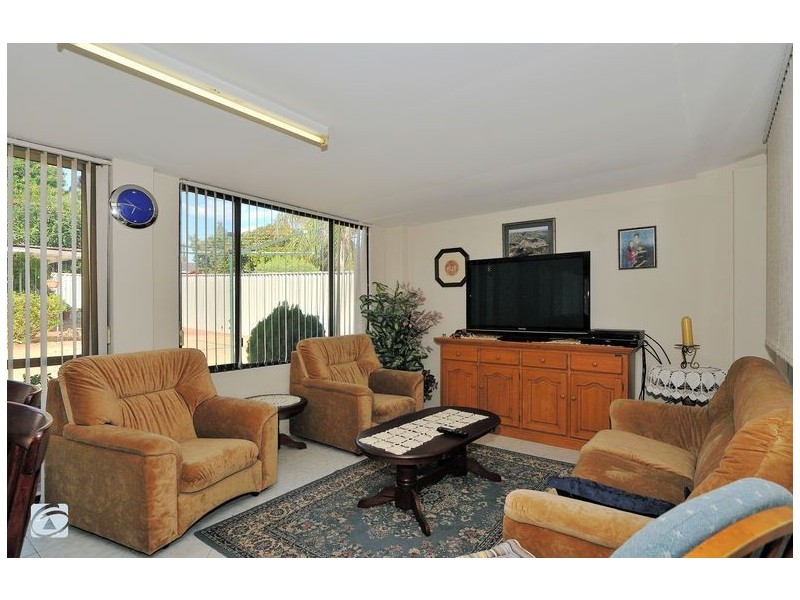 30 Clara Road, Hamilton Hill WA 6163