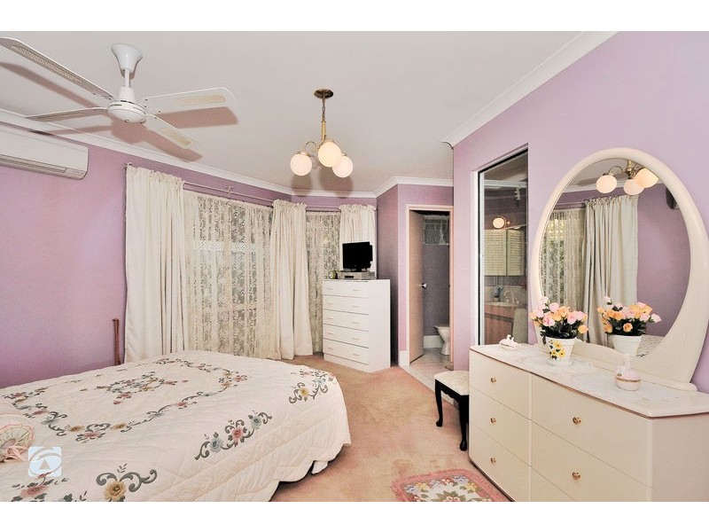 80 Bolderwood Drive, South Lake WA 6164