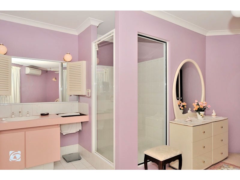 80 Bolderwood Drive, South Lake WA 6164