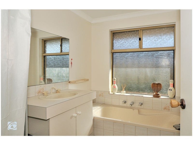 46 Bloodwood Circle, South Lake WA 6164