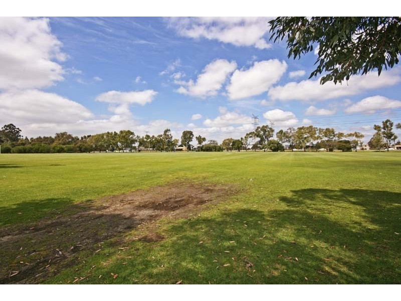 29 Thomas Street, South Lake WA 6164