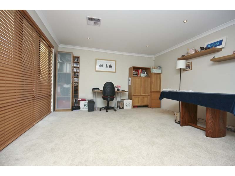 29 Thomas Street, South Lake WA 6164