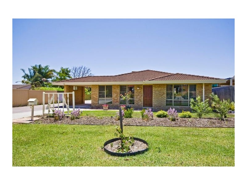 20 Whitlock Crescent, South Lake WA 6164