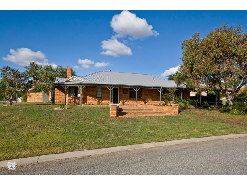 13 Egret Place, Yangebup WA 6164