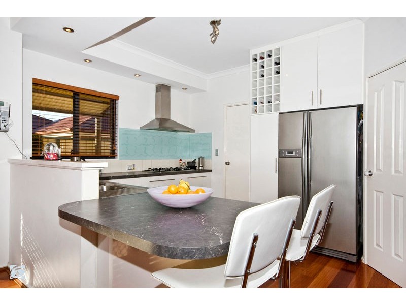 4 Oxburgh Link, Success WA 6164