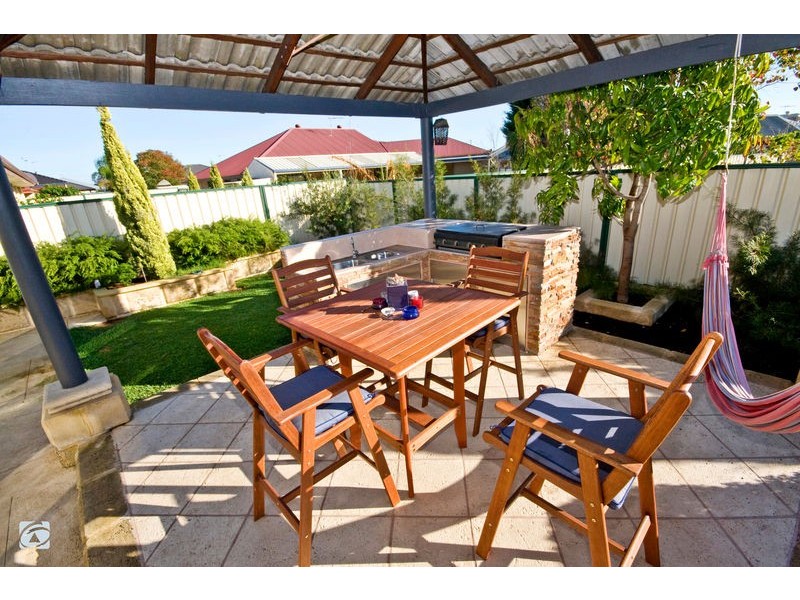 4 Oxburgh Link, Success WA 6164