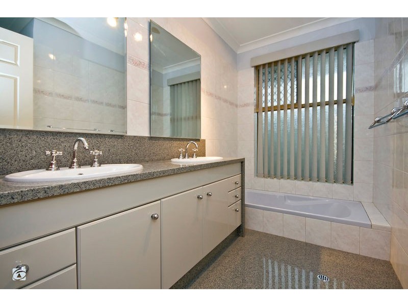 38 Mudlark Way, Yangebup WA 6164