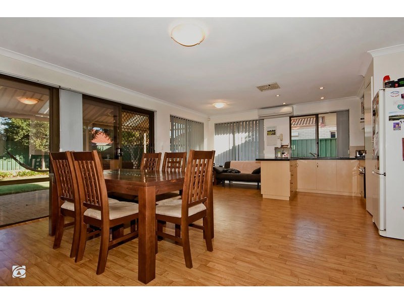 7 Impson Gardens, South Lake WA 6164