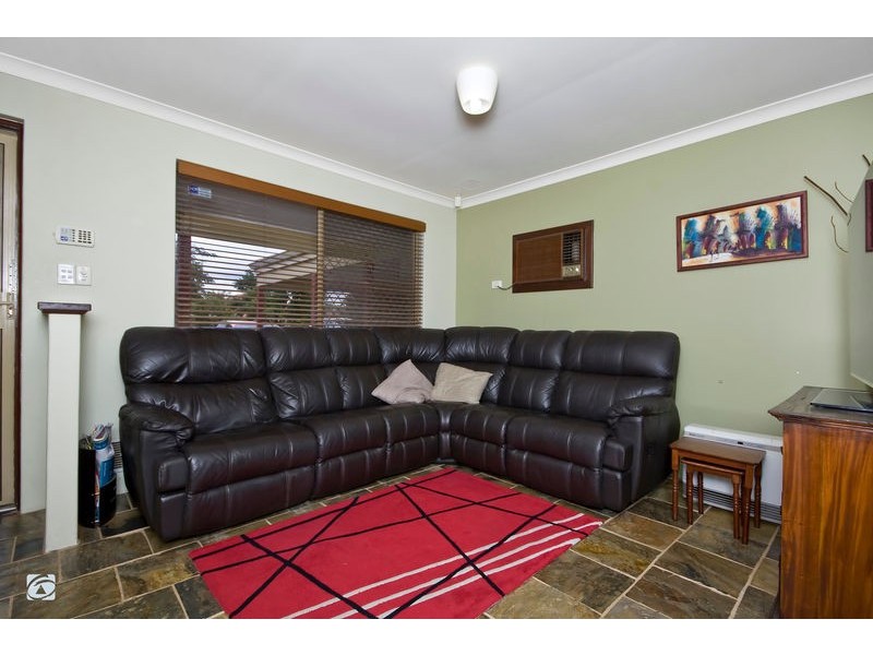 41 Citrus Loop, South Lake WA 6164