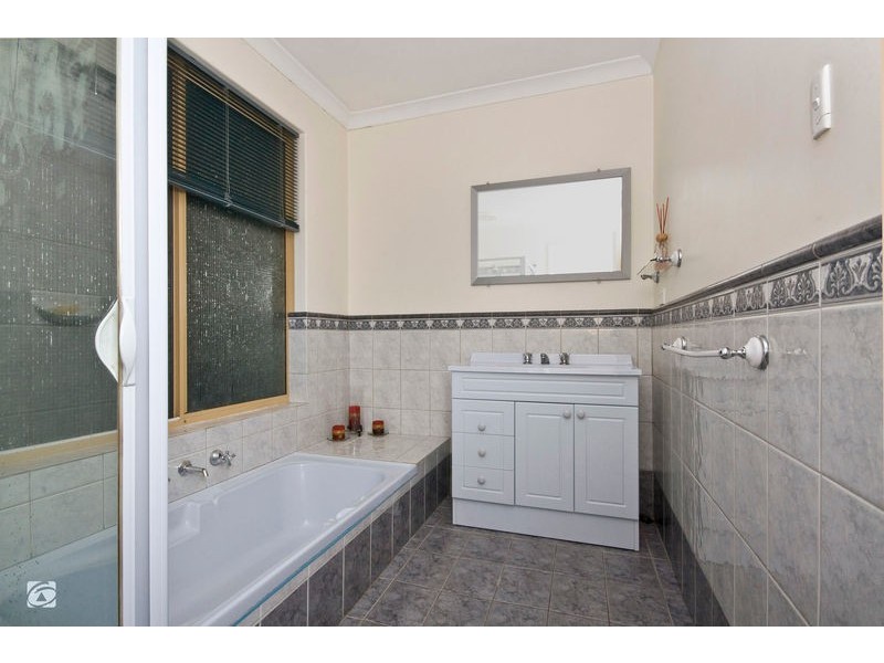 3 Natham Road, South Lake WA 6164