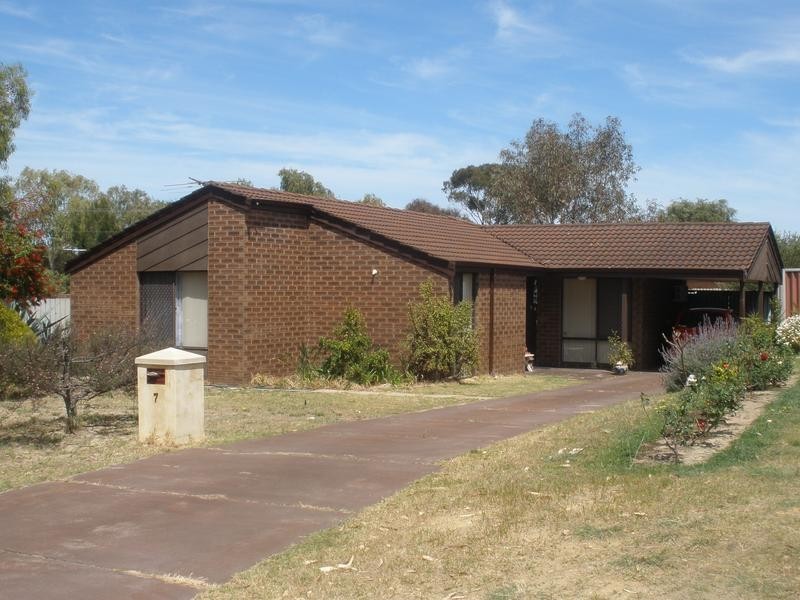 7 Rebecca Place, South Lake WA 6164
