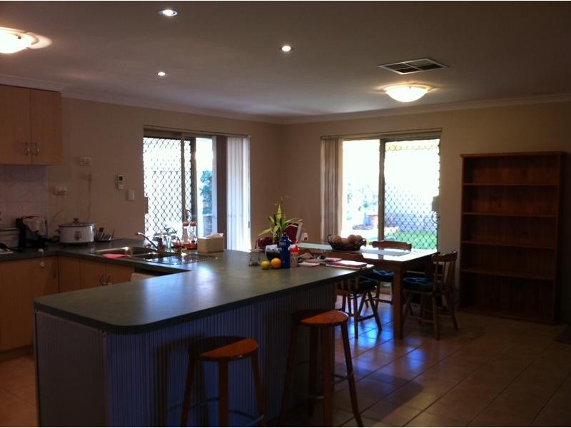 5 Karijini Close, Bibra Lake WA 6163