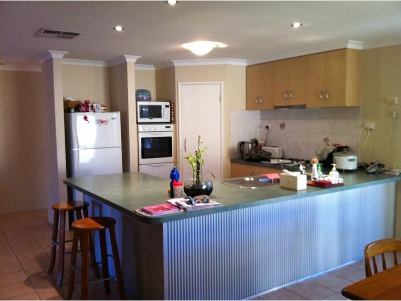 5 Karijini Close, Bibra Lake WA 6163