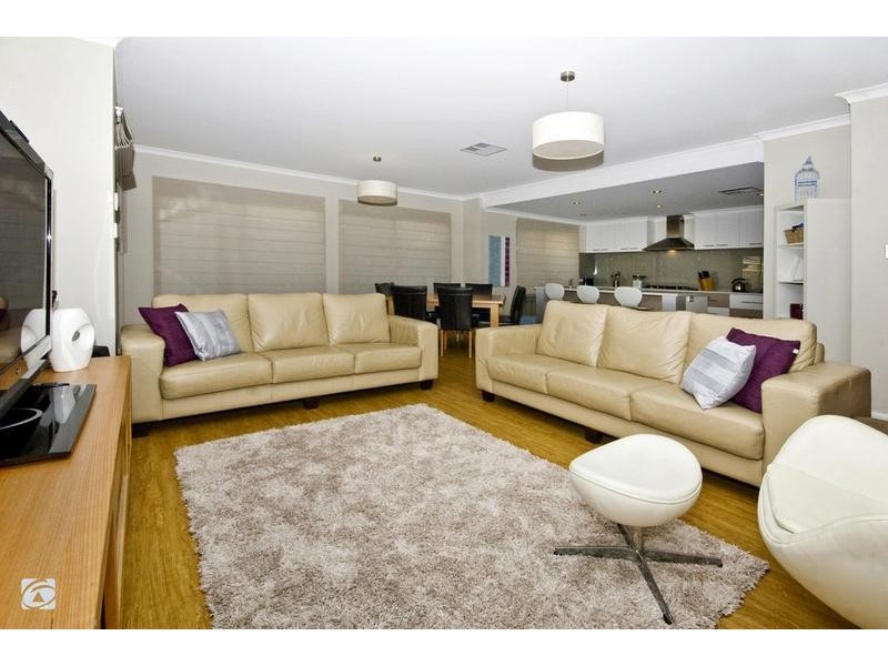 2 Pacific Avenue, Atwell WA 6164