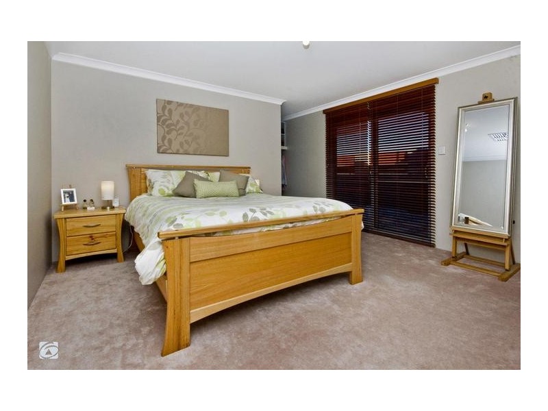 2 Pacific Avenue, Atwell WA 6164