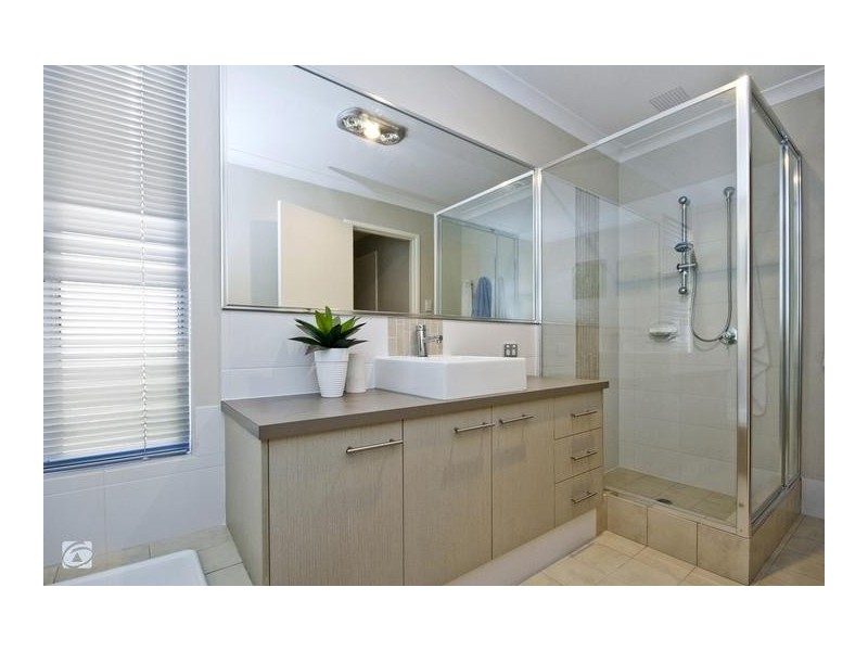 2 Pacific Avenue, Atwell WA 6164