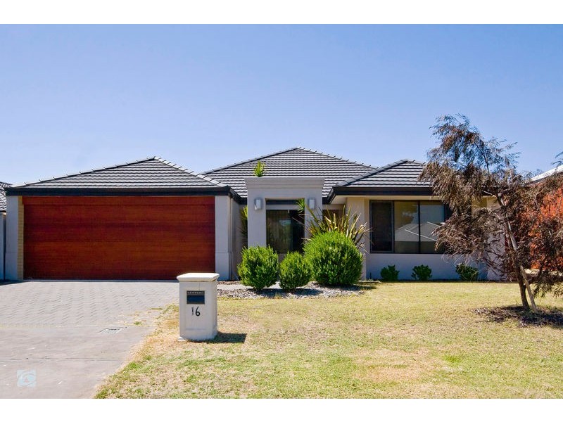 16 Wambiri Close, South Lake WA 6164