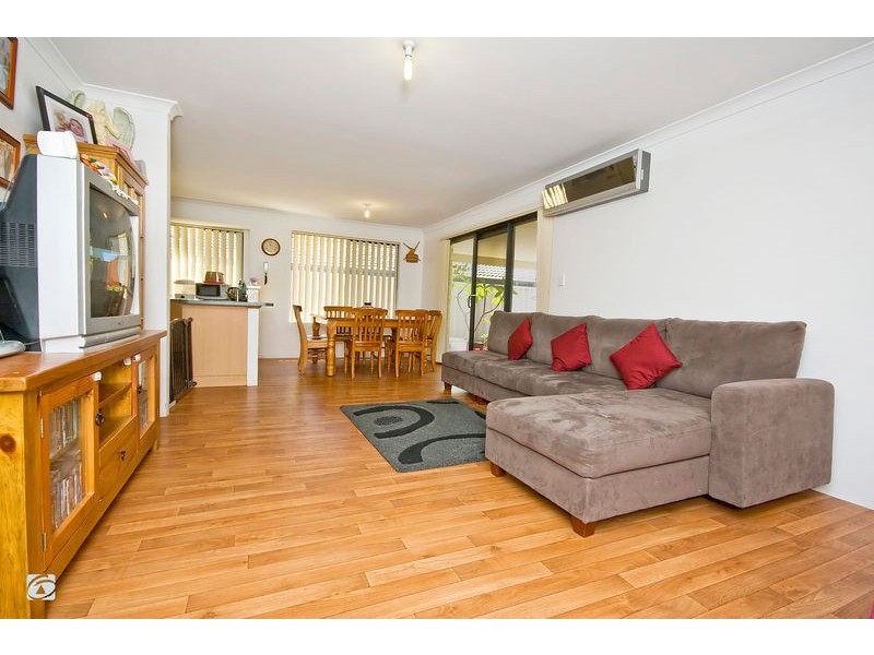 16 Wambiri Close, South Lake WA 6164