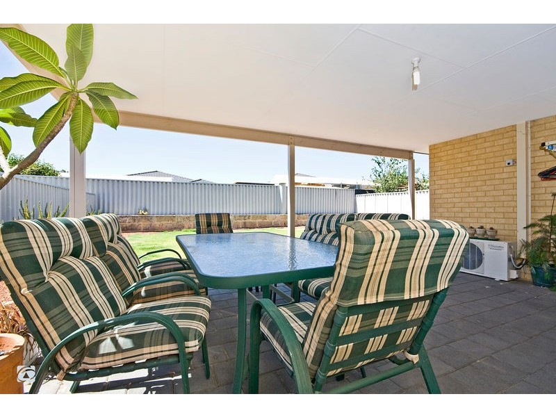 16 Wambiri Close, South Lake WA 6164