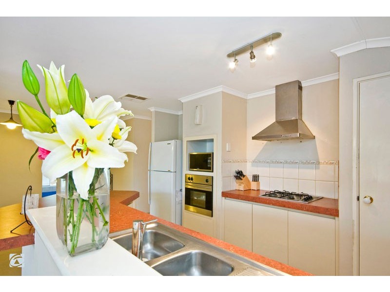 14 Oxalis Grove, Beeliar WA 6164