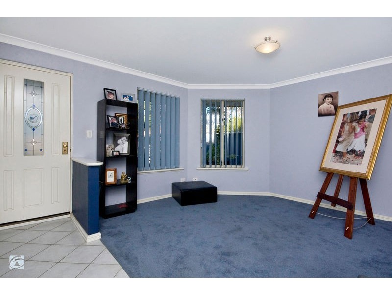 27 Cervantes Loop, Yangebup WA 6164