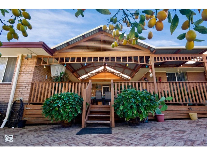 11 Pistol Street, Spearwood WA 6163