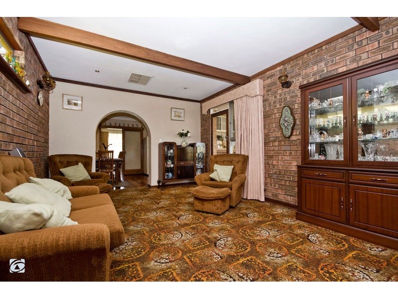 11 Pistol Street, Spearwood WA 6163