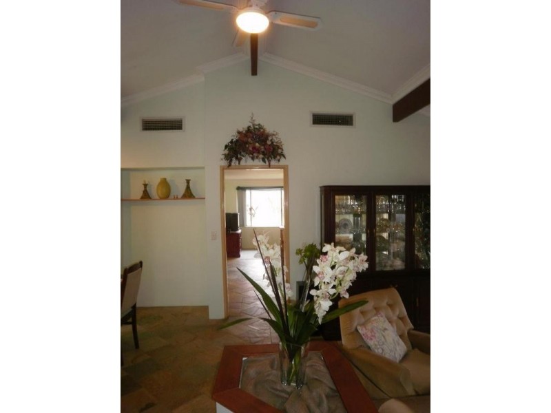 11 Sherwin Place, Wandi WA 6167