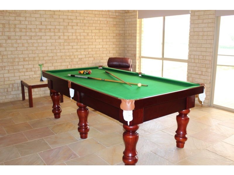 498 Rowley Road, Oakford WA 6121