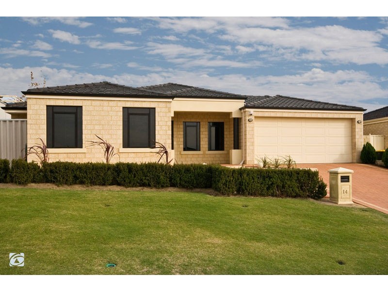 14 Tindal Avenue, Yangebup WA 6164