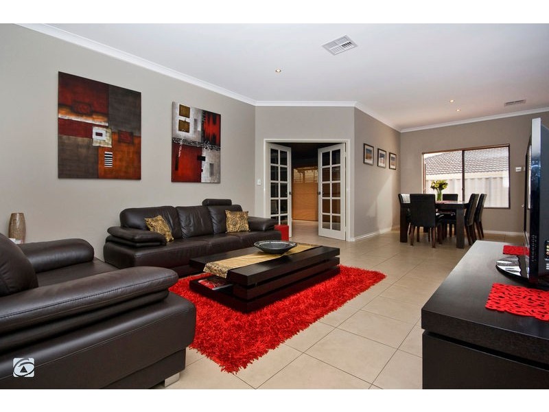 14 Tindal Avenue, Yangebup WA 6164