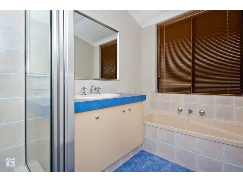 14 Tindal Avenue, Yangebup WA 6164