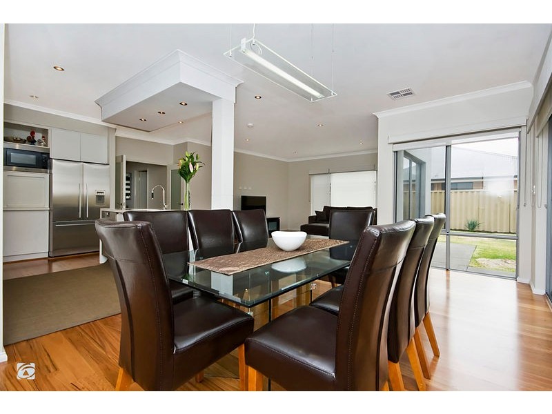 47 Concord Terrace, Atwell WA 6164