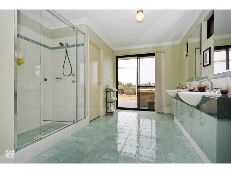372 Boomerang Road, Oldbury WA 6121