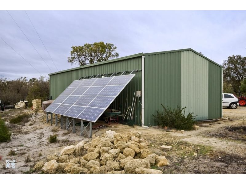 372 Boomerang Road, Oldbury WA 6121