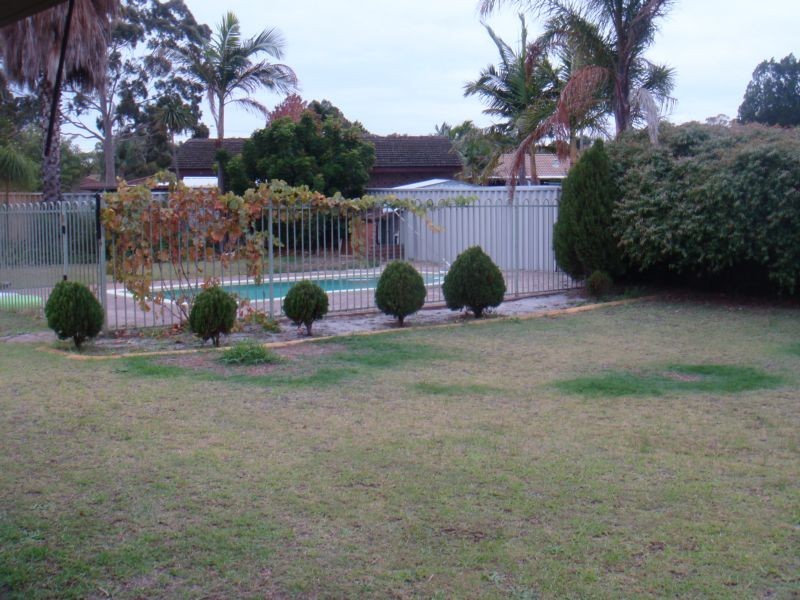 12 Eildon Court, South Lake WA 6164